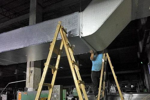 為何模具生產車間降溫換氣，獨寵廣東合昌環?？照{？